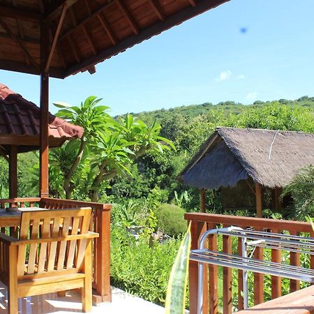 Bamboo Bungalow Jungle View Batununggul ภายนอก รูปภาพ