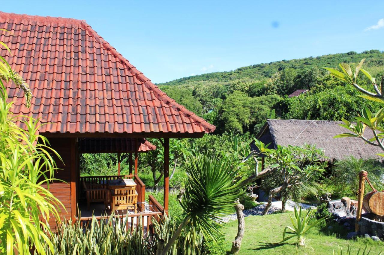 Bamboo Bungalow Jungle View Batununggul ภายนอก รูปภาพ