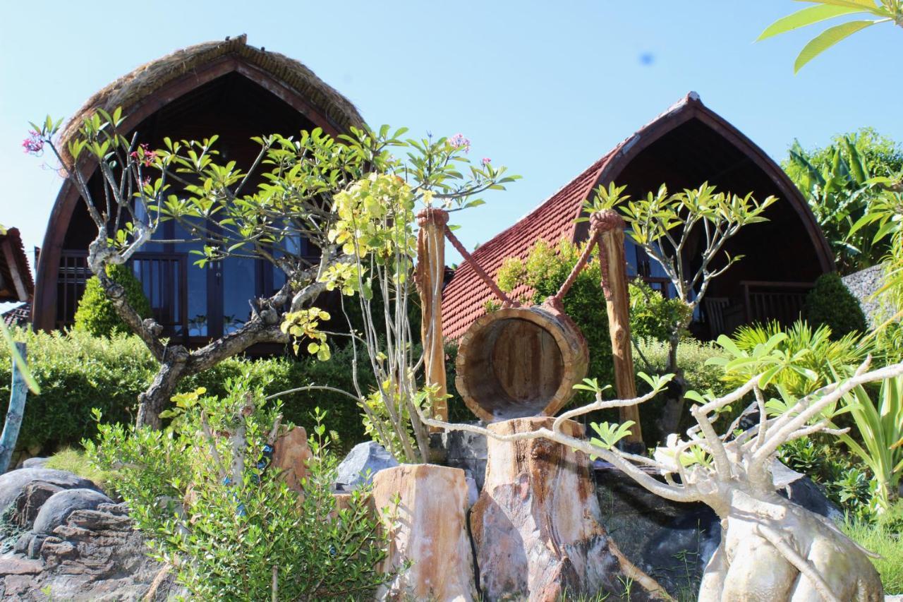 Bamboo Bungalow Jungle View Batununggul ภายนอก รูปภาพ