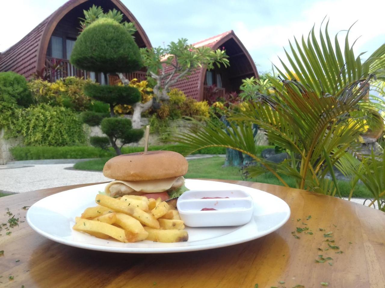 Bamboo Bungalow Jungle View Batununggul ภายนอก รูปภาพ
